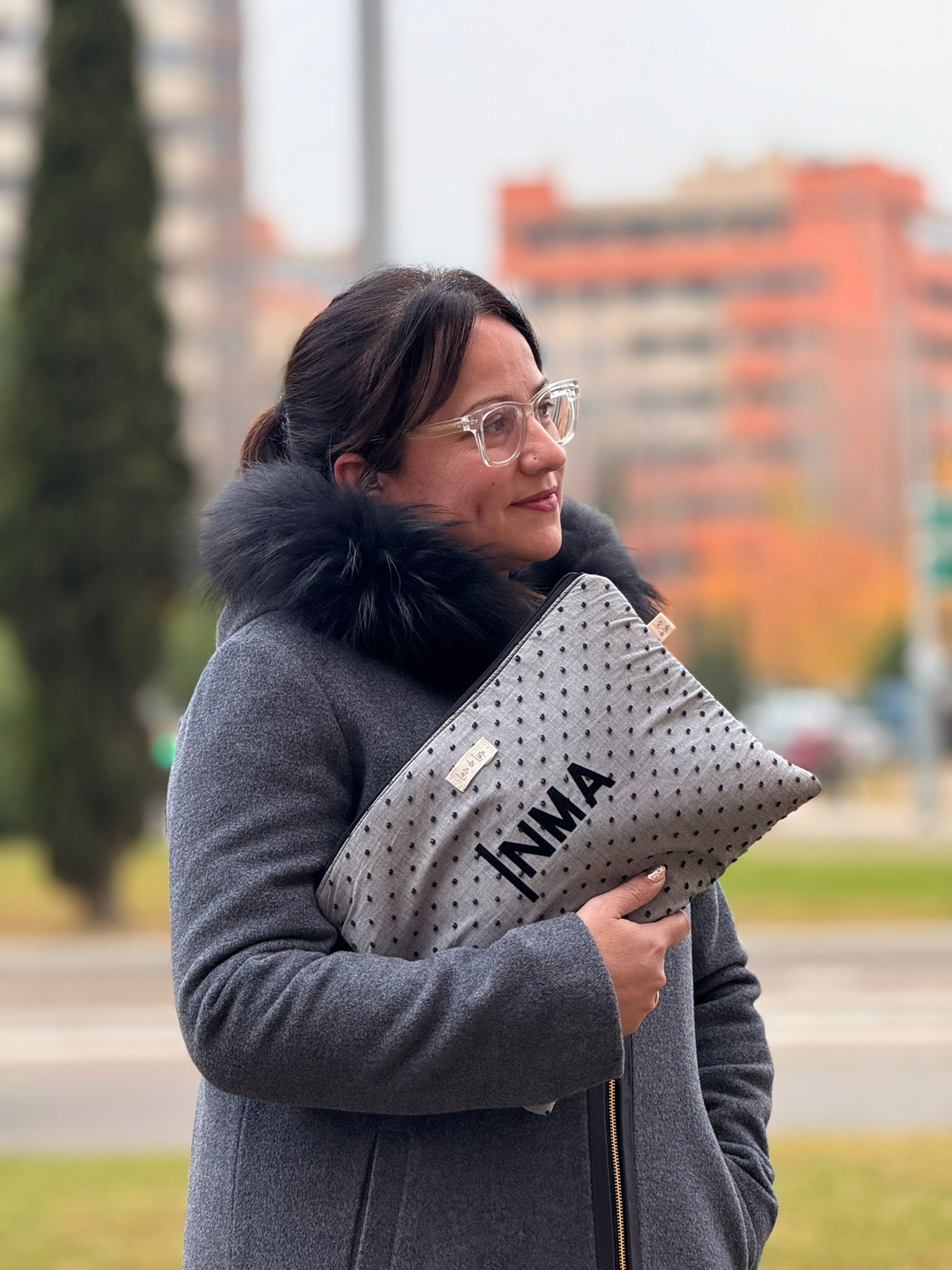 bolso en grises y topos negros bolso en grises y topos negros